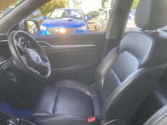 MG MG ZS 1.0 T-GDI Exclusive Auto Euro 6 5dr