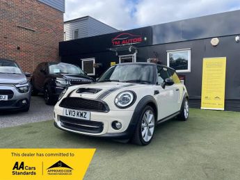 MINI Hatch 1.6 Cooper Auto Euro 5 3dr