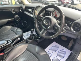 MINI Hatch 1.6 Cooper Auto Euro 5 3dr