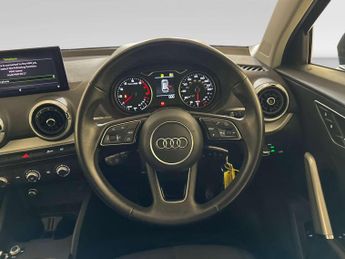Audi Q2 1.0 TFSI 30 Technik SUV 5dr Petrol Manual Euro 6 (s/s) (110 ps)