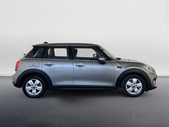 MINI Hatch 1.5 One Classic Hatchback 5dr Petrol Manual Euro 6 (s/s) (102 ps