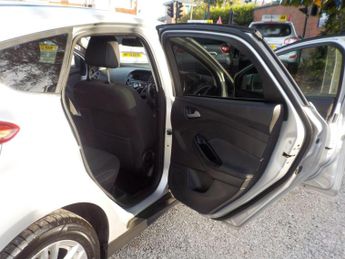 Ford Focus 1.6 TDCi Titanium Euro 5 (s/s) 5dr
