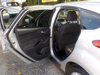 Ford Focus 1.6 TDCi Titanium Euro 5 (s/s) 5dr