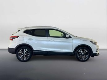 Nissan Qashqai 1.3 DIG-T N-Connecta SUV 5dr Petrol Manual Euro 6 (s/s) (140 ps)