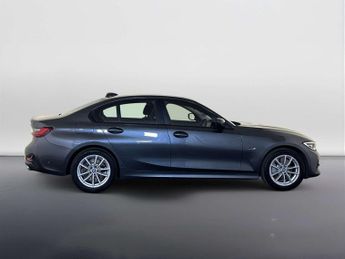 BMW 3 Series 2.0 330e 12kWh SE Pro Saloon 4dr Petrol Plug-in Hybrid Auto Euro