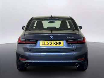 BMW 3 Series 2.0 330e 12kWh SE Pro Saloon 4dr Petrol Plug-in Hybrid Auto Euro