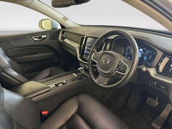 Volvo XC60 2.0 T5 Momentum SUV 5dr Petrol Auto AWD Euro 6 (s/s) (250 ps)