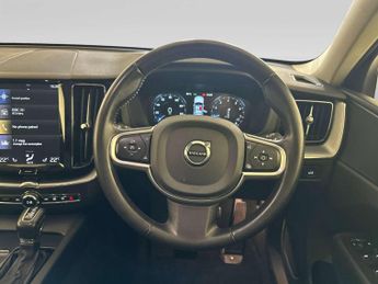 Volvo XC60 2.0 T5 Momentum SUV 5dr Petrol Auto AWD Euro 6 (s/s) (250 ps)