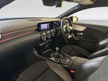 Mercedes-Benz A Class 1.5 A180d AMG Line (Premium 2) Hatchback 5dr Diesel Manual Euro 