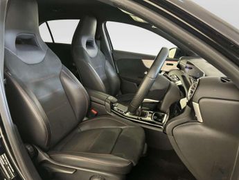 Mercedes-Benz A Class 1.5 A180d AMG Line (Premium 2) Hatchback 5dr Diesel Manual Euro 