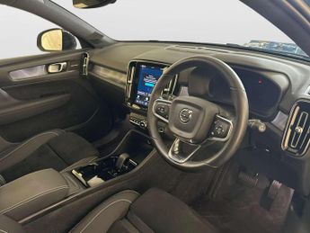 Volvo XC40 Recharge 69kWh Ultimate SUV 5dr Electric Auto (231 ps)
