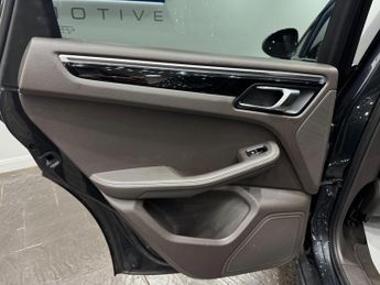 Porsche Macan 3.0 TD V6 S PDK 4WD Euro 6 (s/s) 5dr