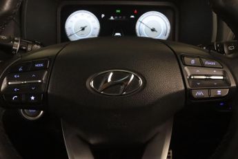 Hyundai KONA 39kWh SE Connect Auto 5dr (10.5kW Charger)