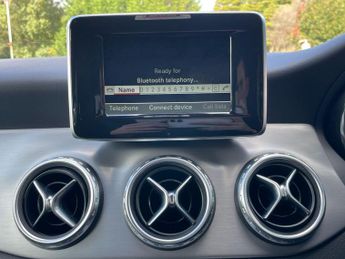 Mercedes-Benz GLA 2.1 GLA220 CDI AMG Line 7G-DCT 4MATIC Euro 6 (s/s) 5dr