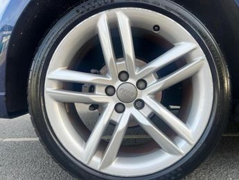 Audi A1 1.4 TFSI S line Sportback S Tronic Euro 5 (s/s) 5dr