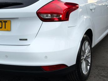 Ford Focus 1.0T EcoBoost Zetec Edition Euro 6 (s/s) 5dr