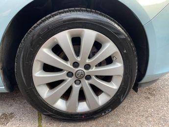 Vauxhall Astra 1.6 16v Elite Auto Euro 5 5dr
