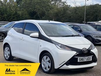 Toyota AYGO 1.0 VVT-i x-play Euro 6 5dr