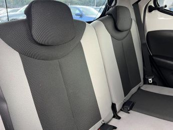 Toyota AYGO 1.0 VVT-i x-play Euro 6 5dr