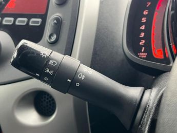 Toyota AYGO 1.0 VVT-i x-play Euro 6 5dr