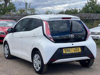 Toyota AYGO 1.0 VVT-i x-play Euro 6 5dr