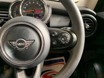 MINI Hatch 1.5 Cooper Steptronic Euro 6 (s/s) 3dr