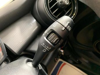 MINI Hatch 1.5 Cooper Steptronic Euro 6 (s/s) 3dr