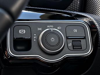 Mercedes-Benz A Class 1.3 A180 Sport Edition (Executive) 7G-DCT Euro 6 (s/s) 5dr