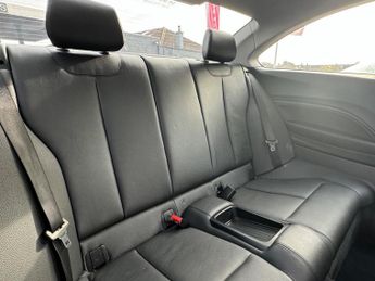 BMW 2 Series 2.0 218d Luxury Auto Euro 6 (s/s) 2dr