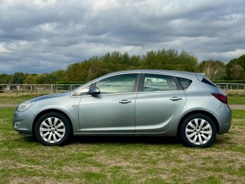 Vauxhall Astra 2.0 CDTi SE Auto Euro 5 5dr