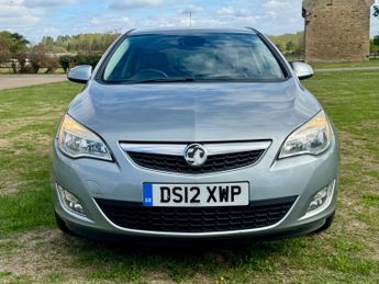 Vauxhall Astra 2.0 CDTi SE Auto Euro 5 5dr