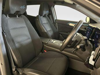 Renault Austral 1.2 E-TECH iconic esprit Alpine SUV 5dr Petrol Hybrid Auto Euro 