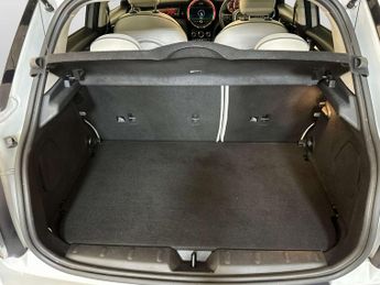 MINI Hatch 1.5 Cooper Exclusive Hatchback 5dr Petrol Steptronic Euro 6 (s/s