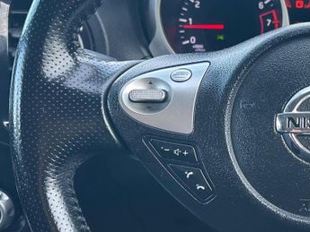 Nissan Juke 1.6 Acenta CVT Euro 5 5dr