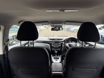 Nissan Qashqai 1.2 DIG-T Acenta XTRON 2WD Euro 6 (s/s) 5dr
