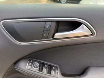 Mercedes-Benz B Class 1.6 B180 Sport MPV 5dr Petrol 7G-DCT Euro 6 (s/s) (122 ps)