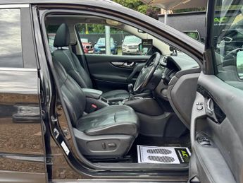 Nissan Qashqai 1.5 dCi Tekna 2WD Euro 6 (s/s) 5dr