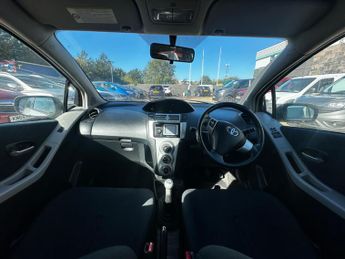 Toyota Yaris 1.4 D-4D SR 5dr