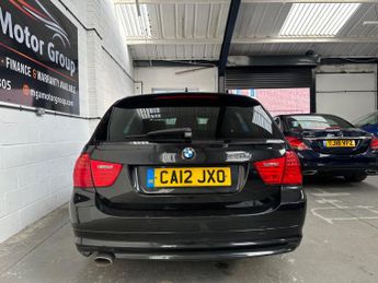 BMW 3 Series 2.0 318d Exclusive Edition Touring Steptronic Euro 5 5dr