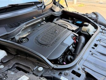 MINI Countryman 2.0 Cooper SD SUV 5dr Diesel Auto Euro 6 (s/s) (190 ps)
