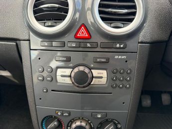 Vauxhall Corsa 1.2i ecoFLEX 16V SE Euro 5 (s/s) 5dr