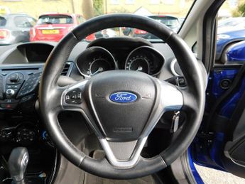 Ford Fiesta 1.0T EcoBoost Zetec Powershift Euro 5 5dr