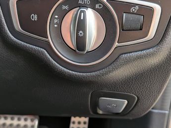 Mercedes-Benz C Class 2.0 C220d AMG Line Edition (Premium) G-Tronic+ Euro 6 (s/s) 5dr