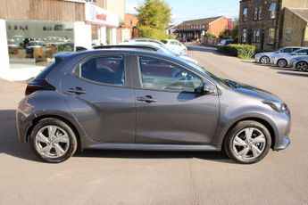 Toyota Yaris 1.5 VVT-h Icon E-CVT Euro 6 (s/s) 5dr