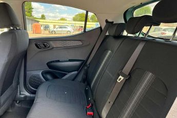 Hyundai i10 1.0 MPi Premium 5dr Auto