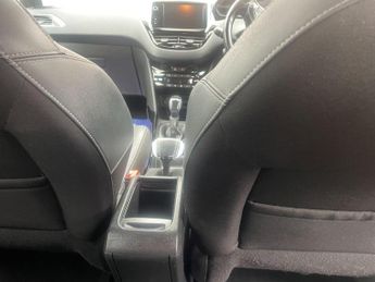 Peugeot 2008 1.2 PureTech Allure SUV 5dr Petrol Manual Euro 6 (82 ps)