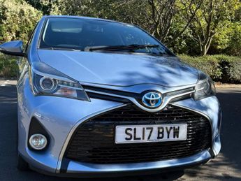 Toyota Yaris 1.5 VVT-h Design E-CVT Euro 6 5dr