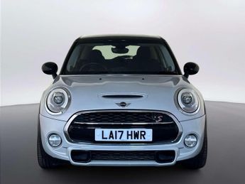 MINI Hatch 2.0 Cooper SD Hatchback 5dr Diesel Auto 6Spd Euro 6 (s/s) (170 p