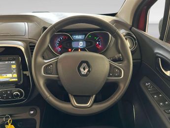 Renault Captur 0.9 TCe ENERGY Iconic SUV 5dr Petrol Manual Euro 6 (s/s) (90 ps)