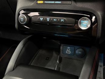 Ford Kuga 2.5 Duratec 14.4kWh ST-Line X CVT Euro 6 (s/s) 5dr